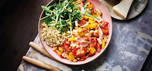 Bol repas coloré avec riz complet