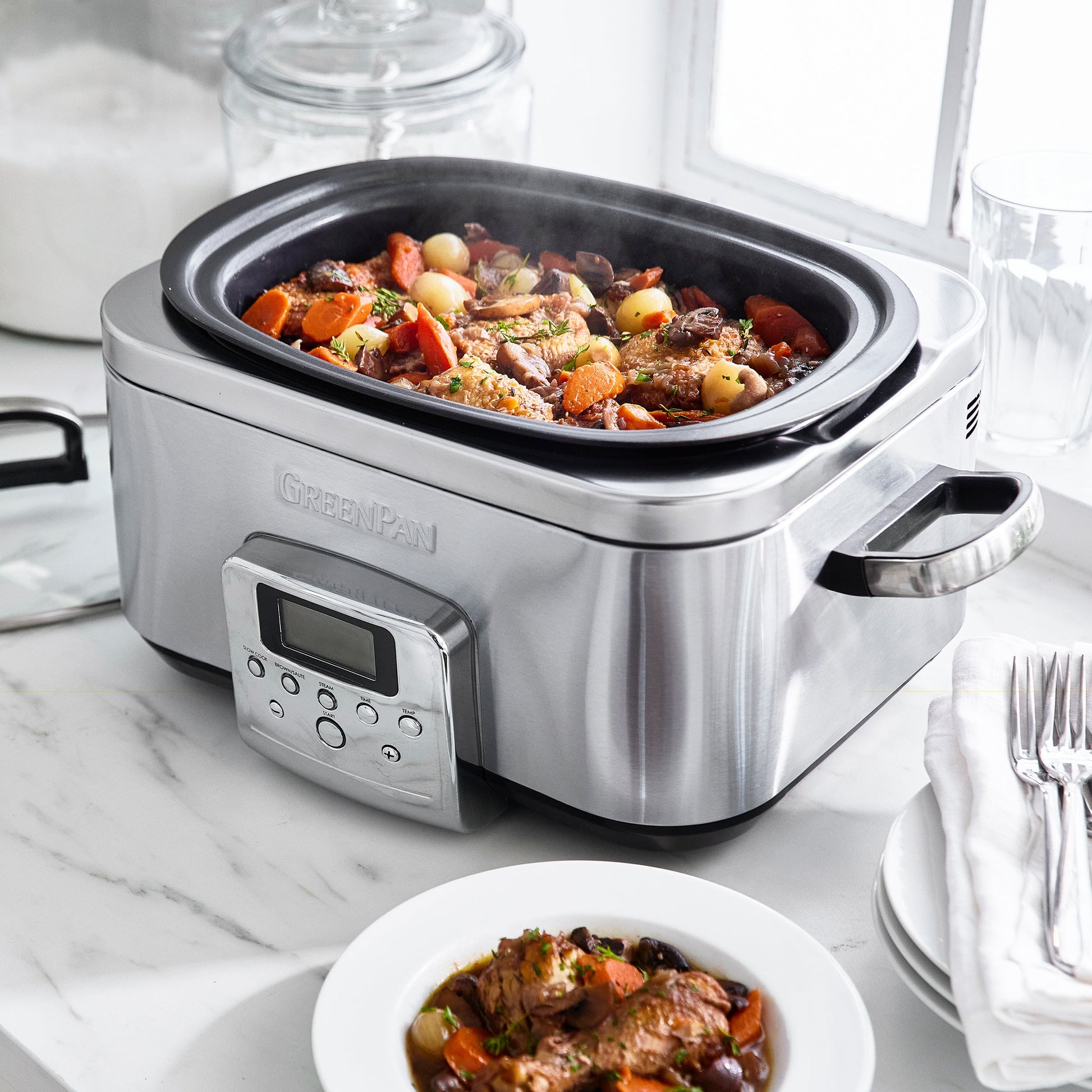 Slowcooker Stainless Steel 6L met eten